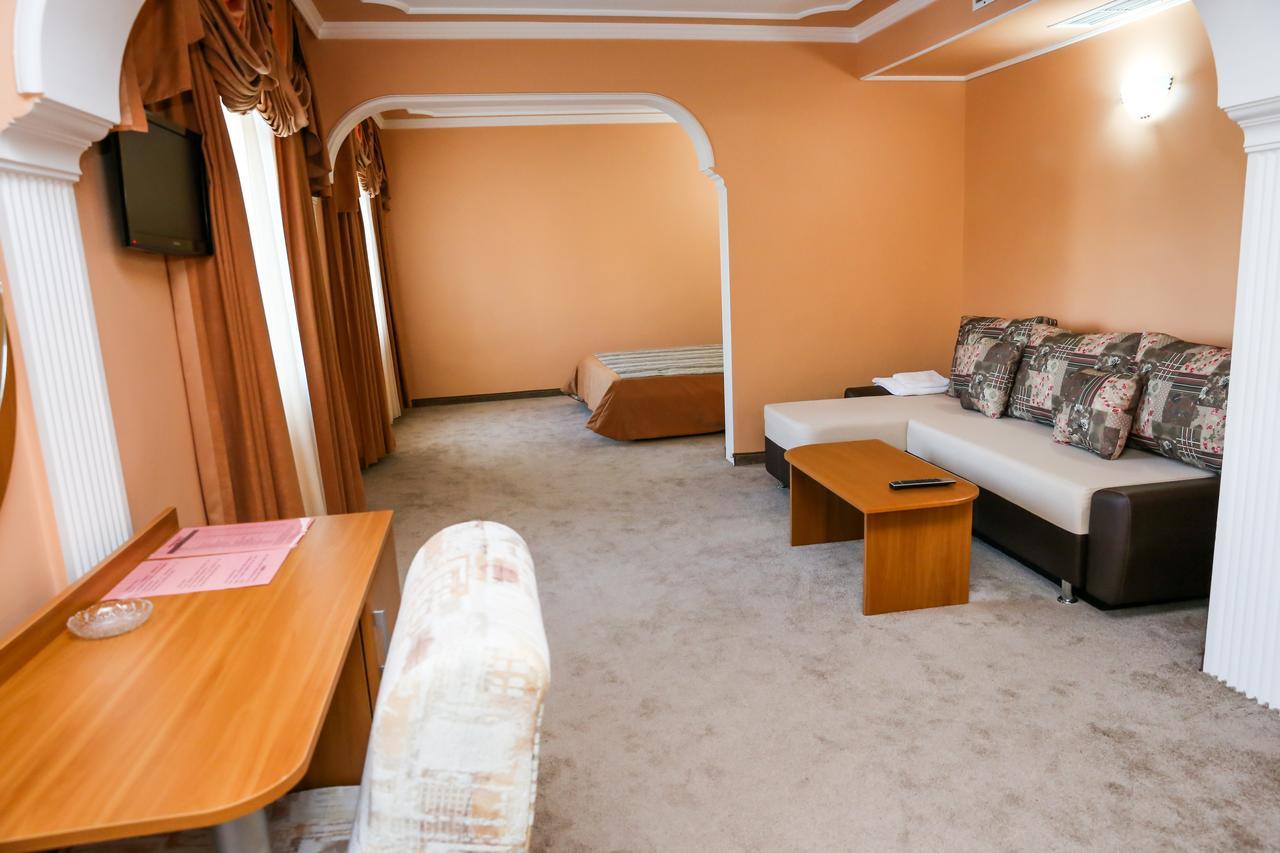 Hotel Bulgaria Kŭrdzhali المظهر الخارجي الصورة