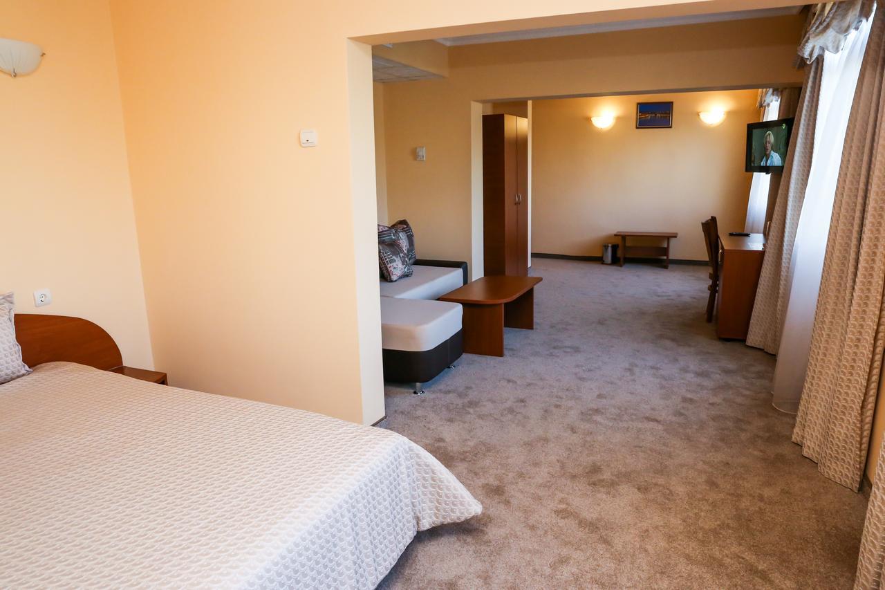 Hotel Bulgaria Kŭrdzhali المظهر الخارجي الصورة